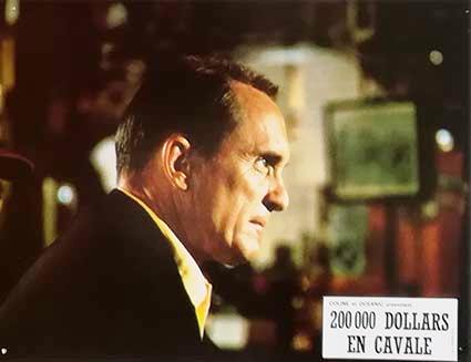 200000 dollars en cavale